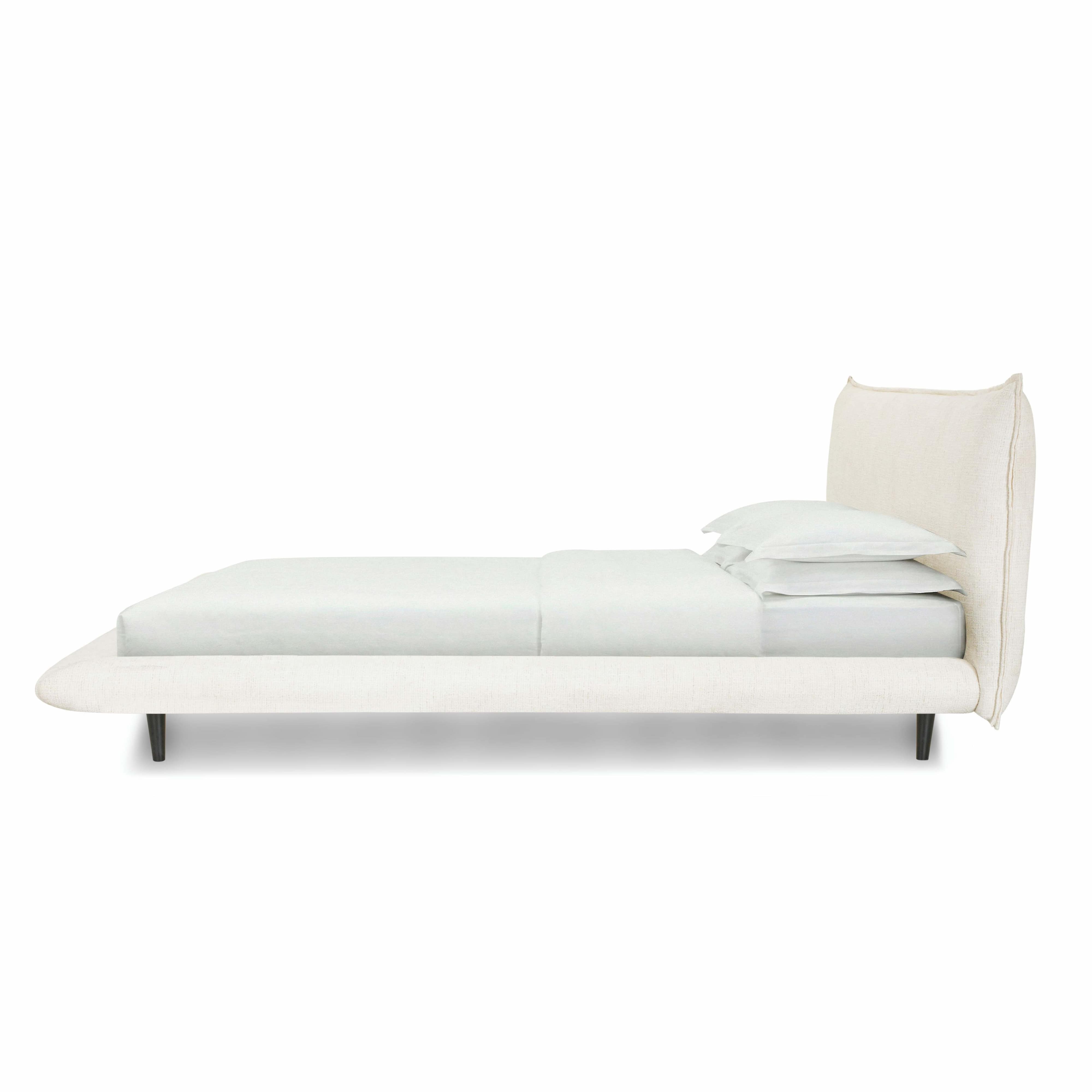 Fable upholstered bed in ecru fabric with curved footboard | InSTYLE Home & Rugs