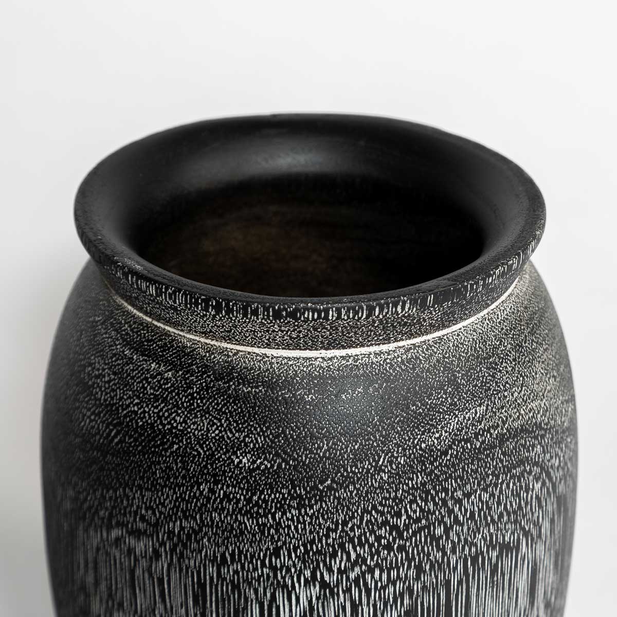 Natura Torino Vase Short - stylish decor pieces to elevate any room’s ambiance | Image 3 | InSTYLE Home & Rugs