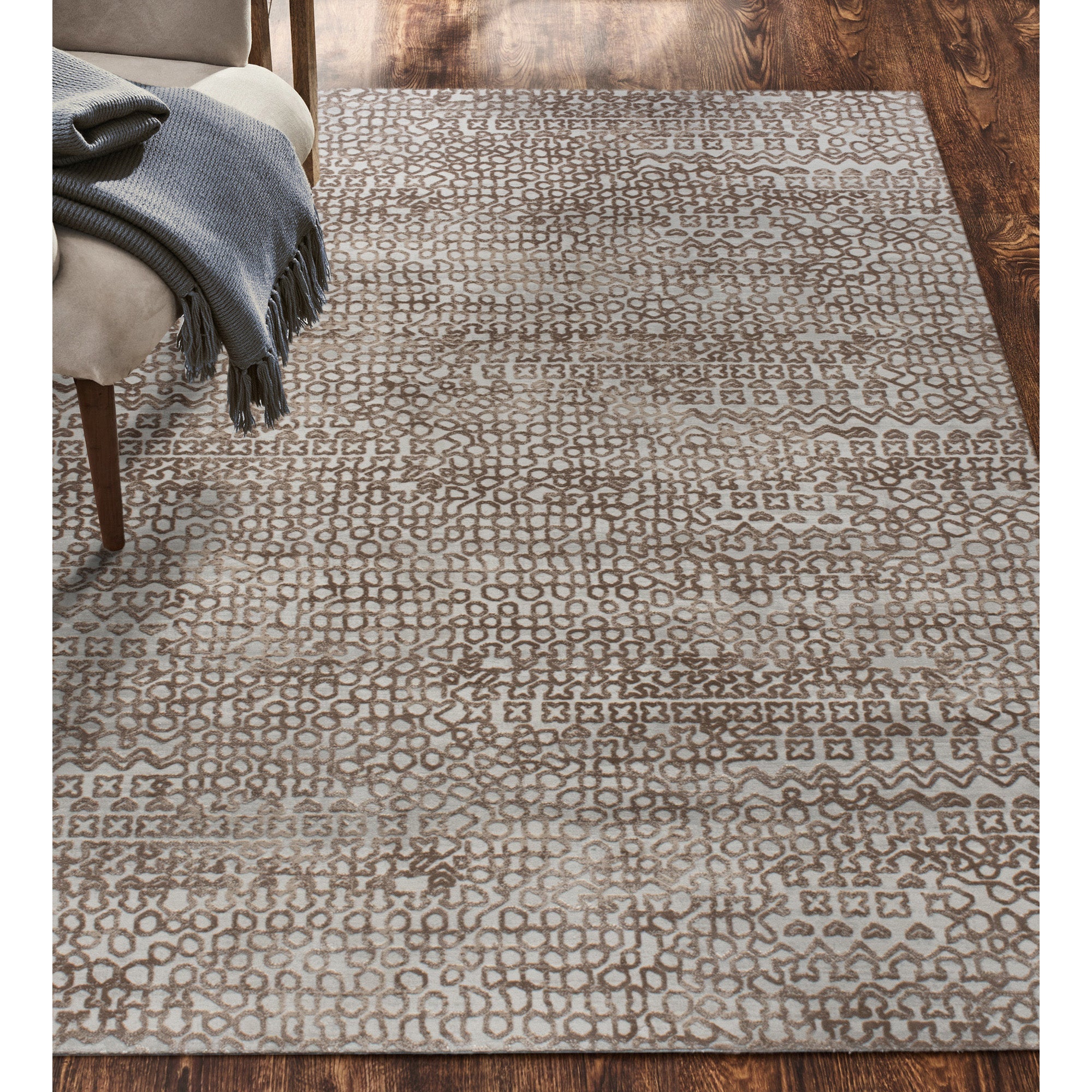 Ariella RARI-18391 - soft rug for adding comfort and warmth to any room | Image 4 | InSTYLE Home & Rugs