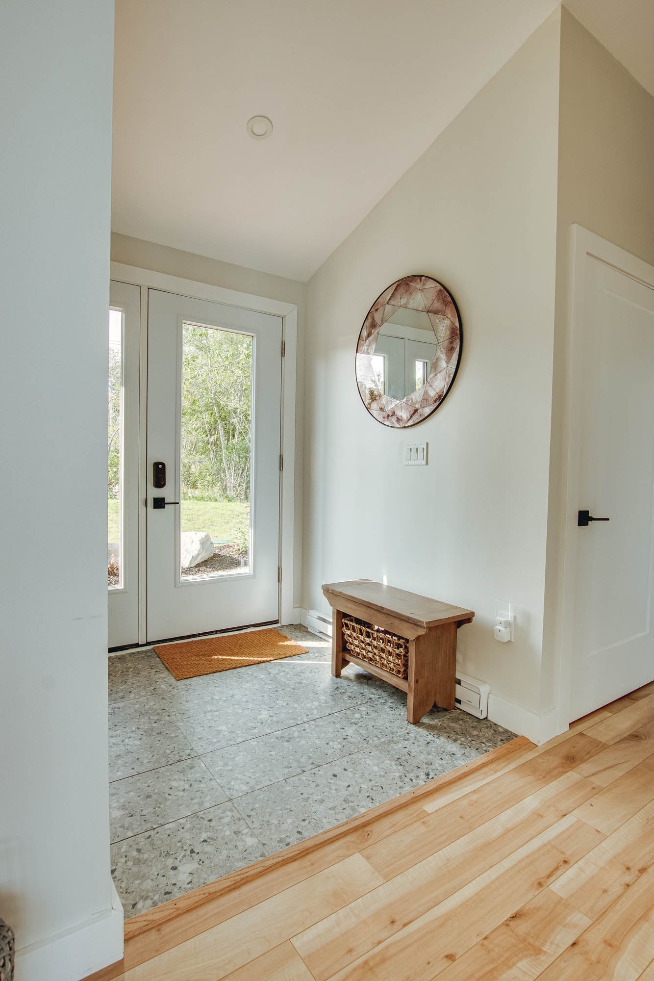 Eileen Mirror - elegant wall art mirrors that combine functionality and decoration | Image 5 | InSTYLE Home & Rugs