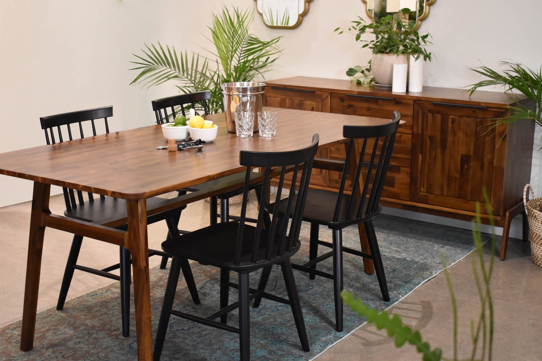 Remix Dining Table - comfortable dining experience | Image 12 | InSTYLE Home & Rugs