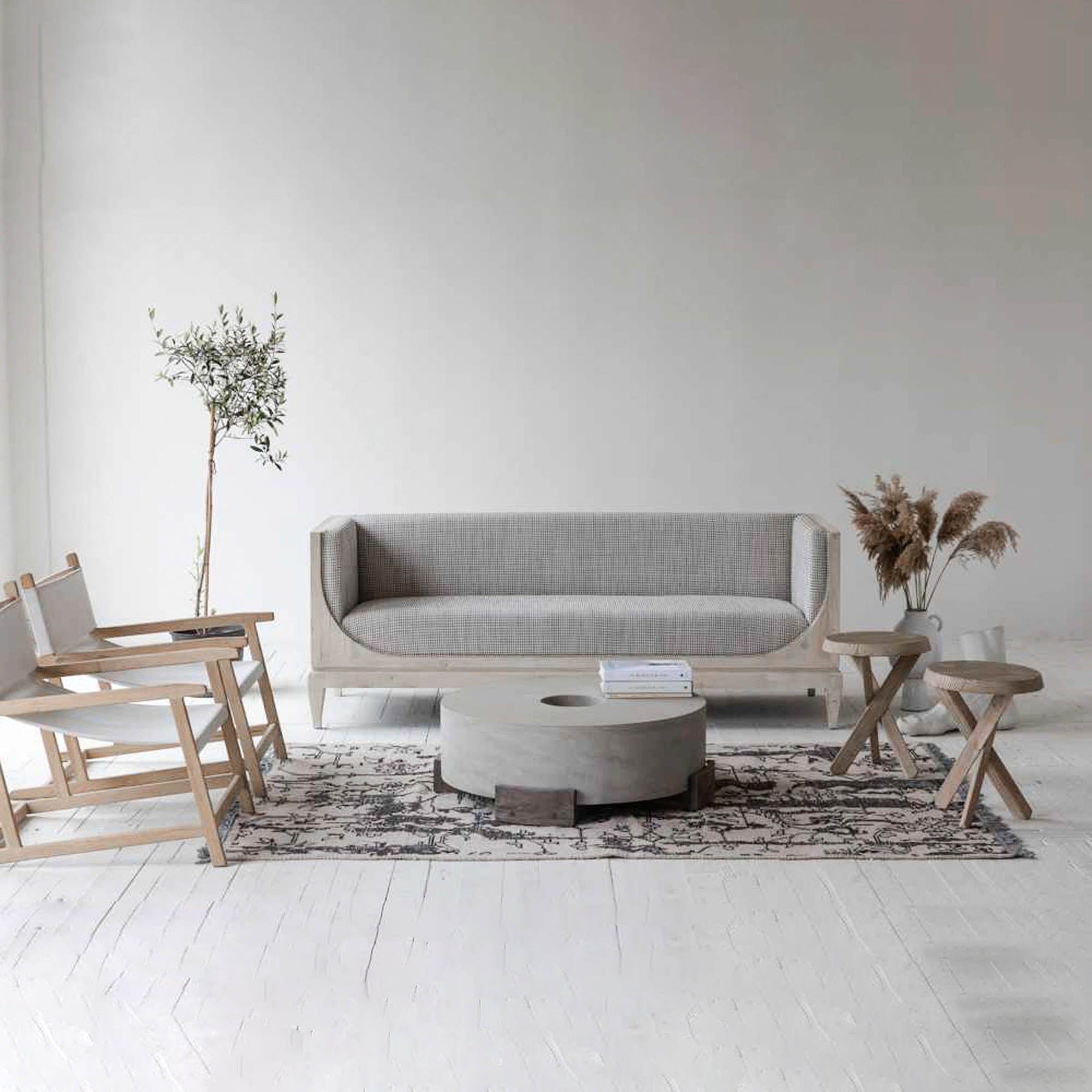 Raphael Sofa - comfortable sofa for modern living | Image 4 | InSTYLE Home & Rugs