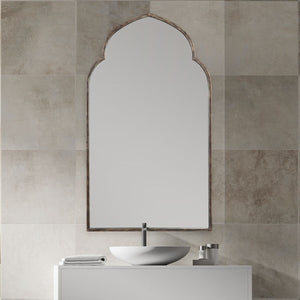 Mirror W00452 - elegant and functional accent pieces for any room | Image 1 | InSTYLE Home & Rugs