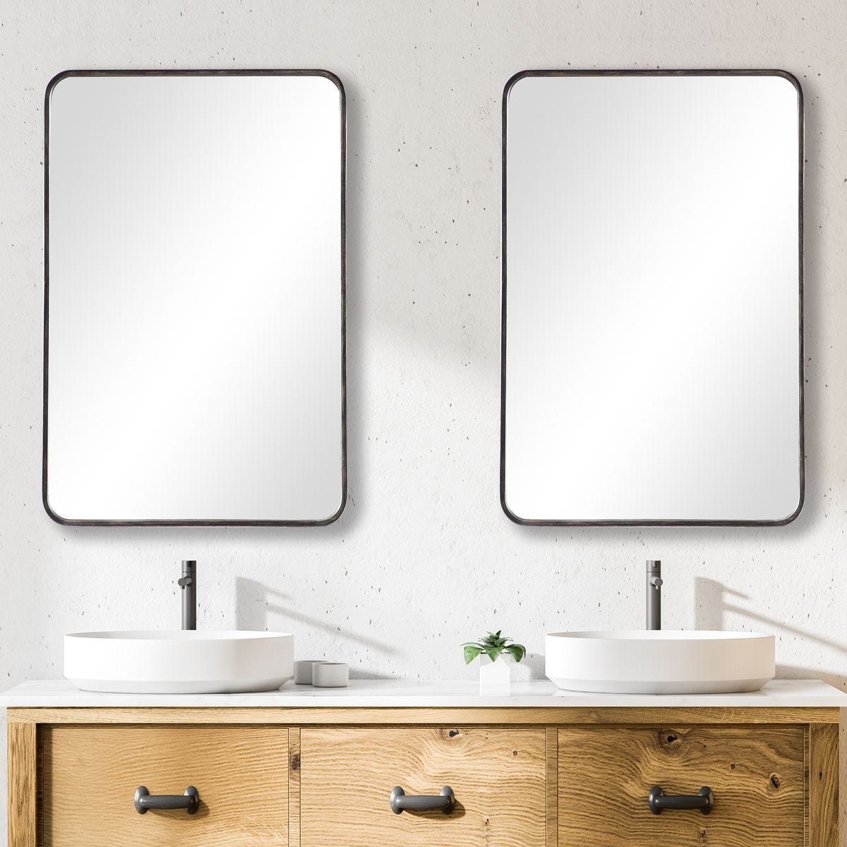 Mirror W00460 - perfect for enhancing light and creating a sense of space | Image 1 | InSTYLE Home & Rugs