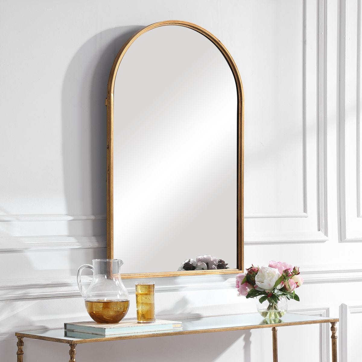 Mirror W00487 - available in various shapes, sizes, and frame styles | Image 6 | InSTYLE Home & Rugs