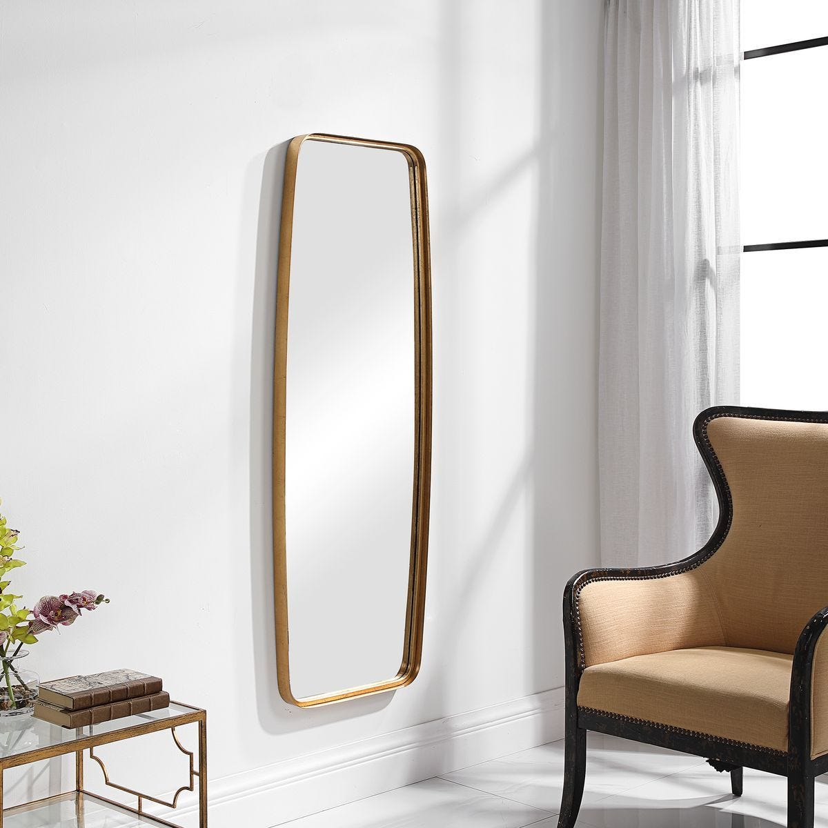 Mirror W00517 - perfect for enhancing light and creating a sense of space | Image 7 | InSTYLE Home & Rugs