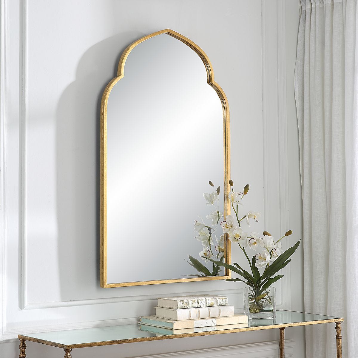Mirror W00534 - perfect for enhancing light and creating a sense of space | Image 6 | InSTYLE Home & Rugs