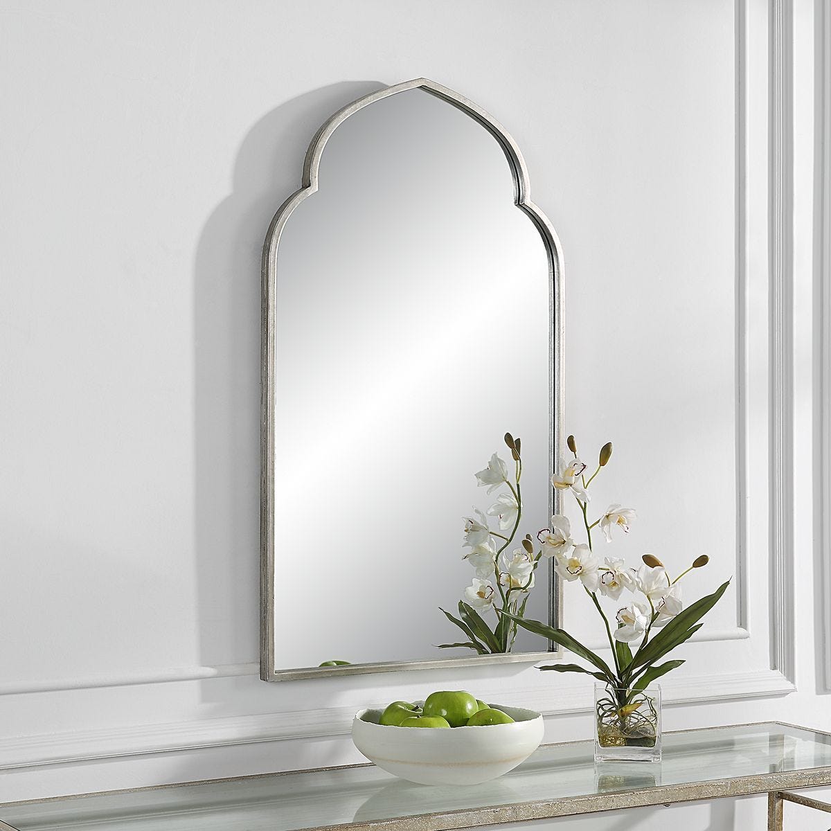 Mirror W00535 - perfect for enhancing light and creating a sense of space | Image 6 | InSTYLE Home & Rugs
