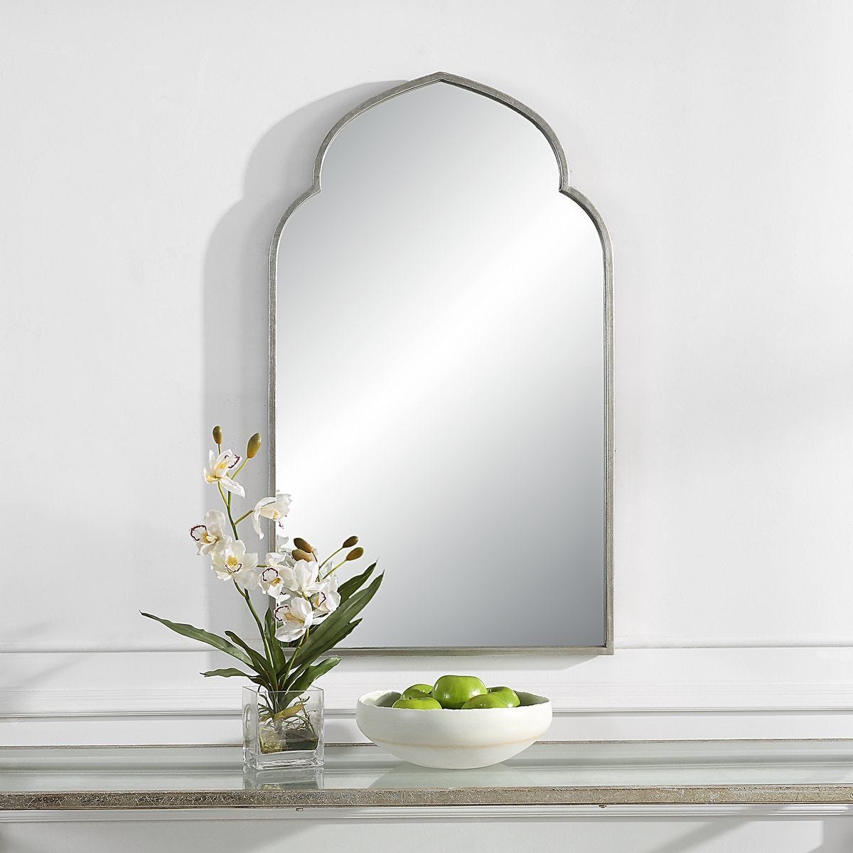 Mirror W00535 - perfect for enhancing light and creating a sense of space | Image 5 | InSTYLE Home & Rugs