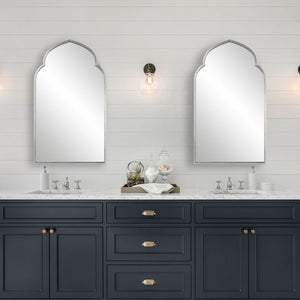 Mirror W00535 - perfect for enhancing light and creating a sense of space | Image 1 | InSTYLE Home & Rugs
