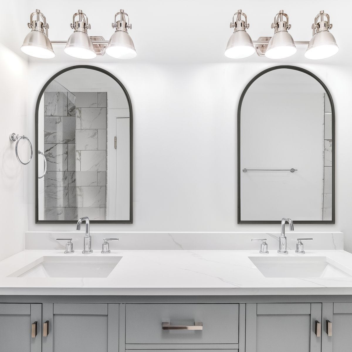 Mirror W00536 - available in various shapes, sizes, and frame styles | Image 7 | InSTYLE Home & Rugs