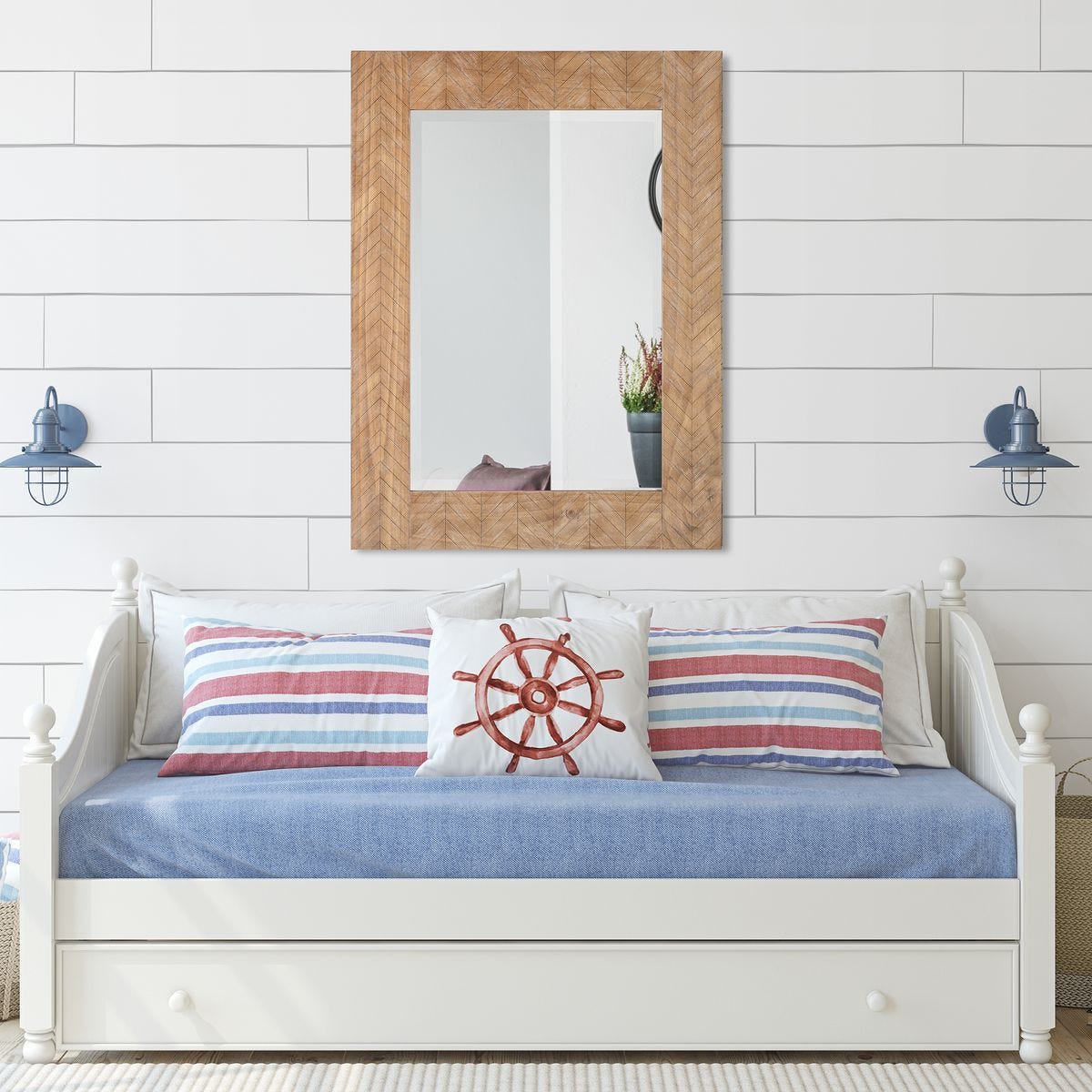 Mirror W00540 - elegant and functional accent pieces for any room | Image 1 | InSTYLE Home & Rugs