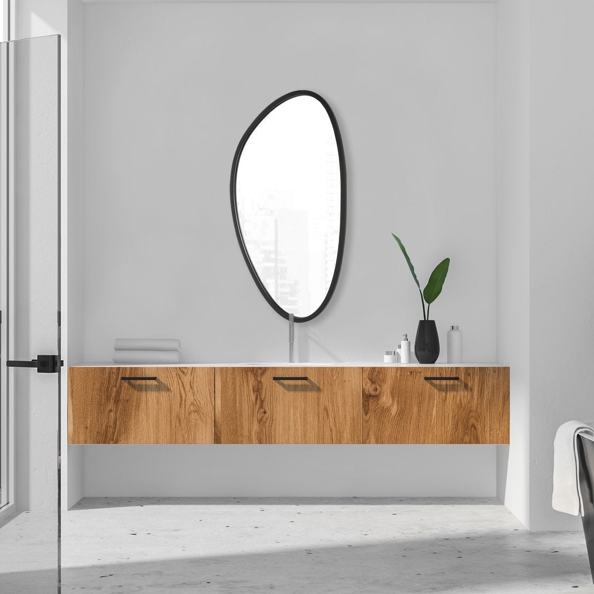 Mirror W00557 - perfect for enhancing light and creating a sense of space | Image 12 | InSTYLE Home & Rugs