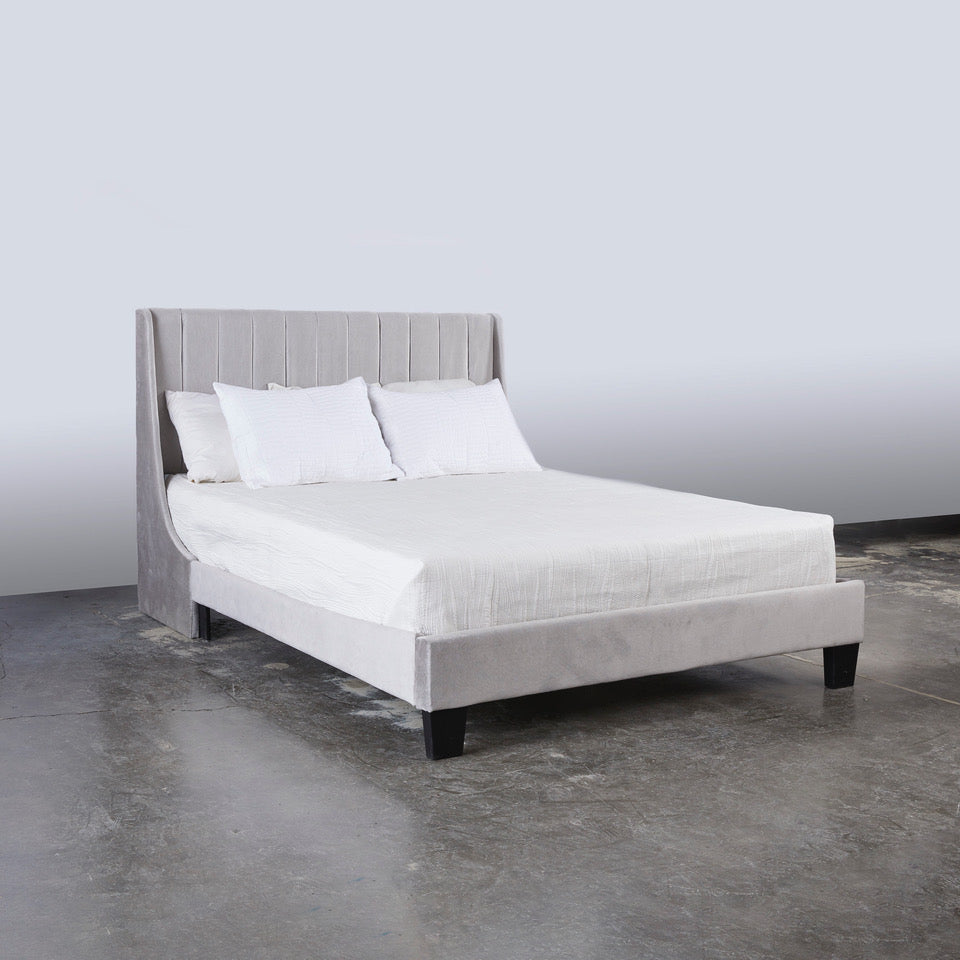 JULIUS Bed King grey velvet - modern grey bed | Image 1 | InSTYLE Home & Rugs
