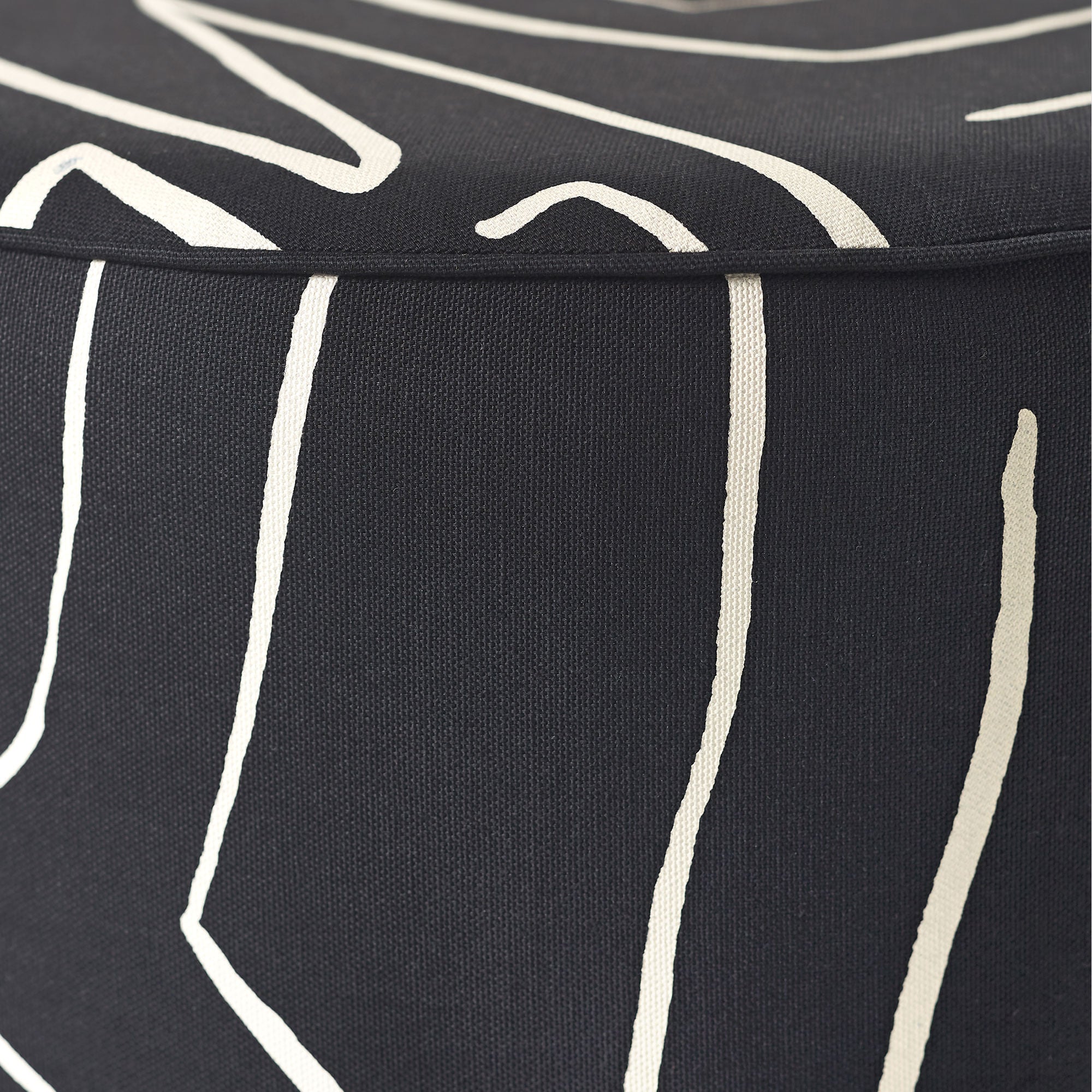 ARTAK* - compact and stylish design | Image 4 | InSTYLE Home & Rugs