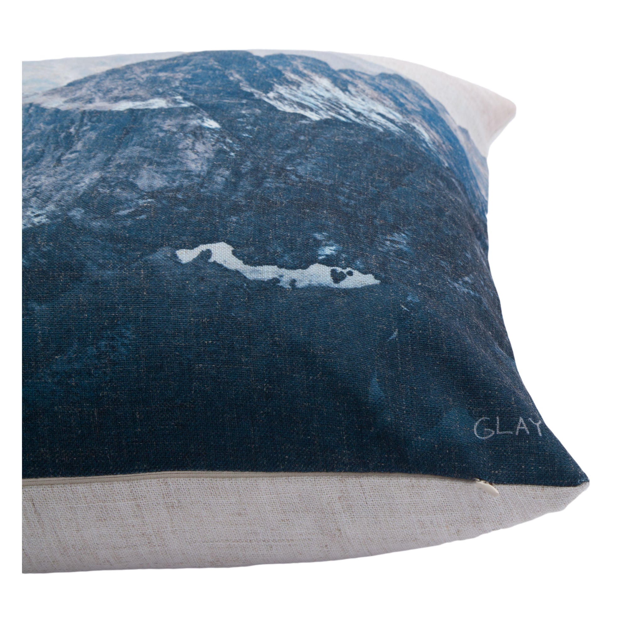 Irvine - premium pillow for luxurious comfort and restful sleep | Image 2 | InSTYLE Home & Rugs