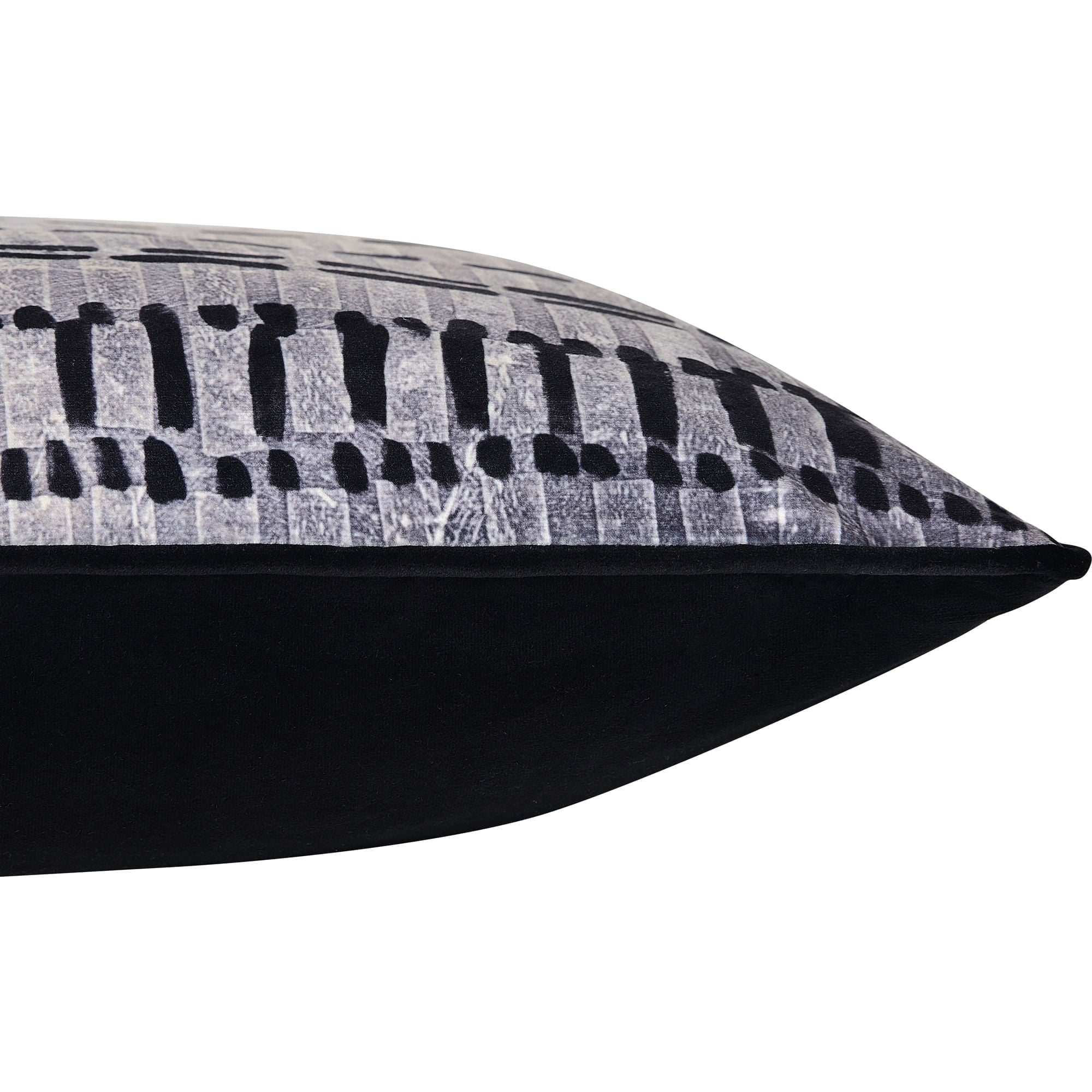 Zitsa - soft pillow perfect for lounging and relaxation | Image 4 | InSTYLE Home & Rugs