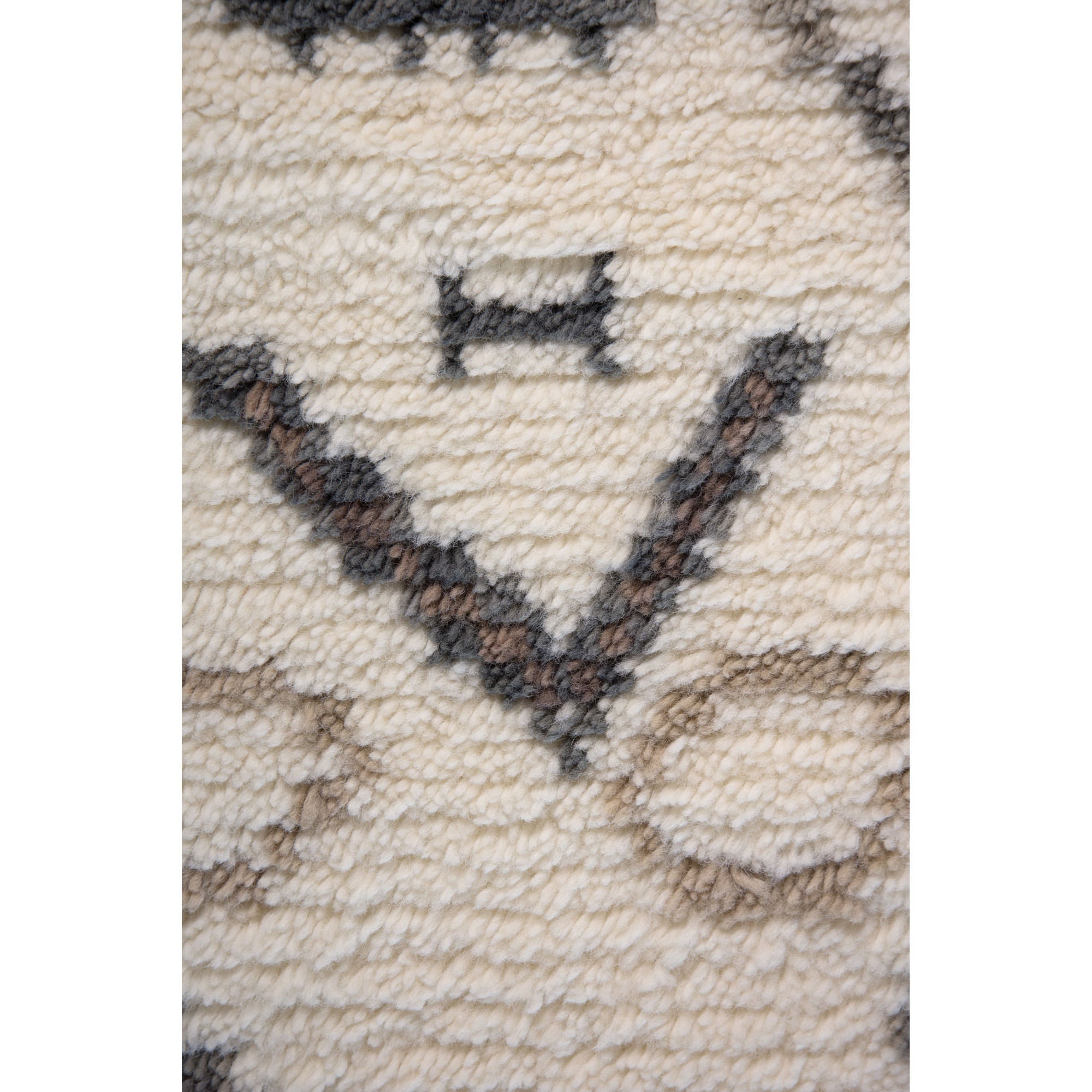 Montrose - stylish rug with modern patterns for a chic home decor | Image 5 | InSTYLE Home & Rugs