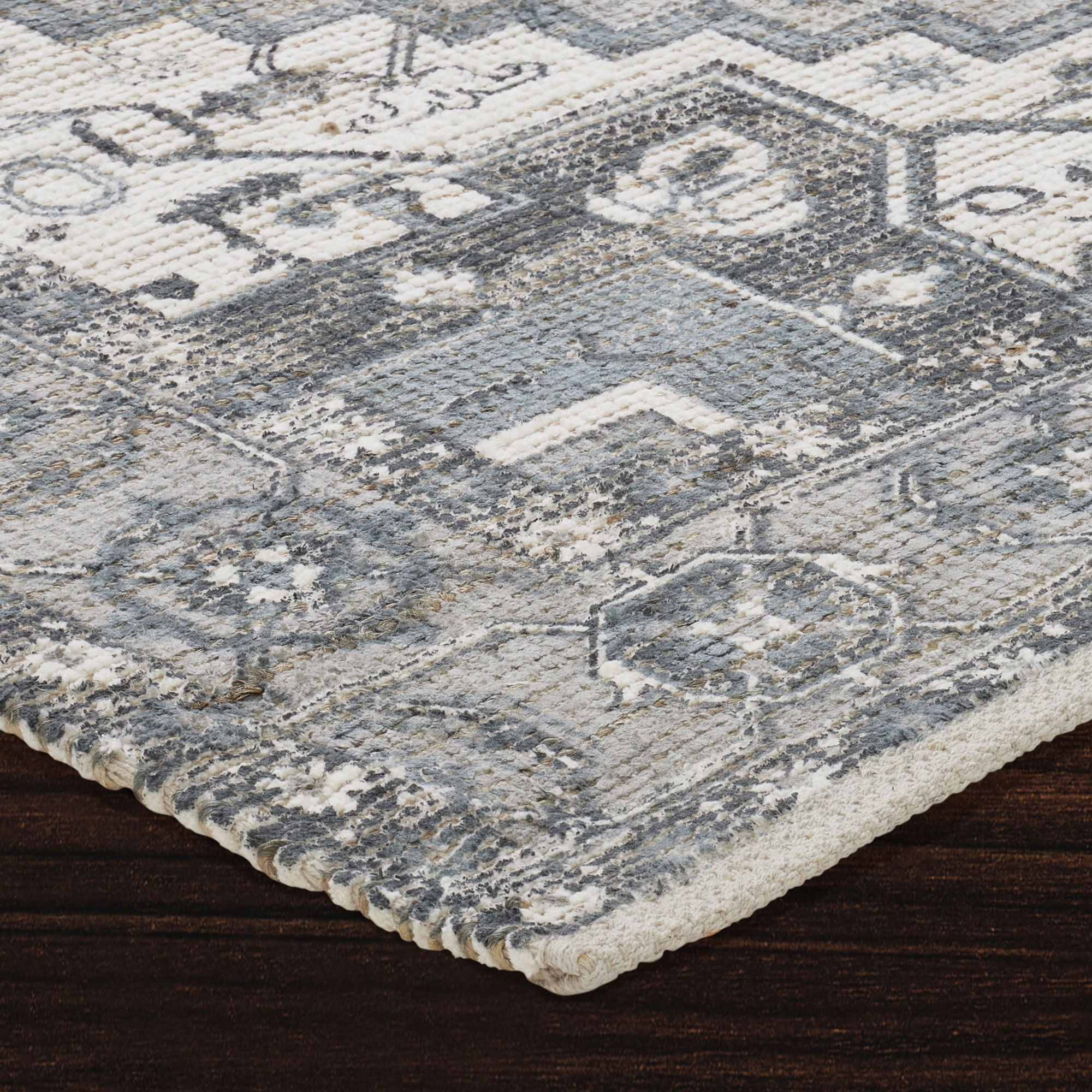 Pongola* - durable rug perfect for high-traffic areas and stylish interiors | Image 4 | InSTYLE Home & Rugs