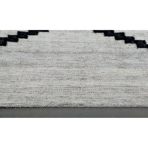 Zaatar - soft rug for adding comfort and warmth to any room | Image 4 | InSTYLE Home & Rugs