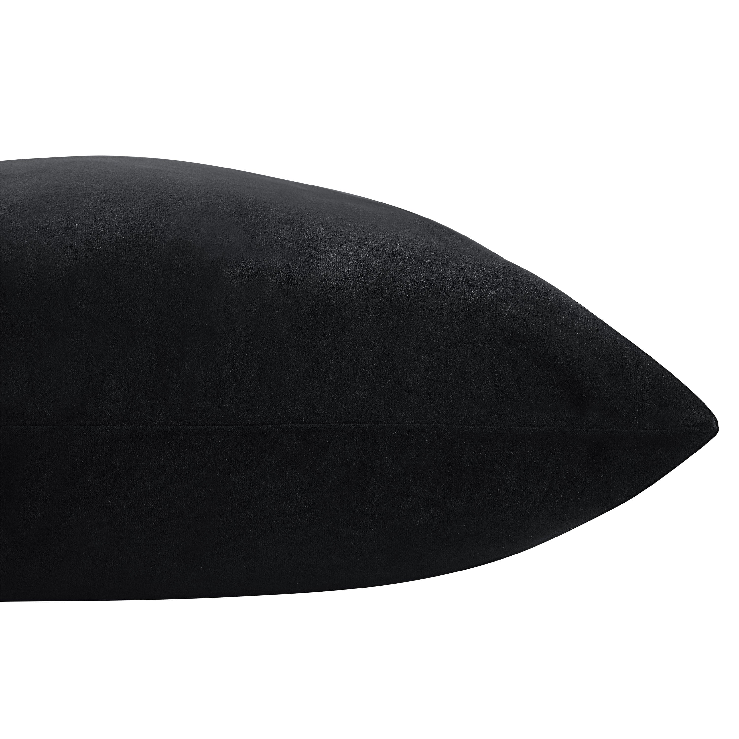 Dianthus - premium pillow for luxurious comfort and restful sleep | Image 3 | InSTYLE Home & Rugs
