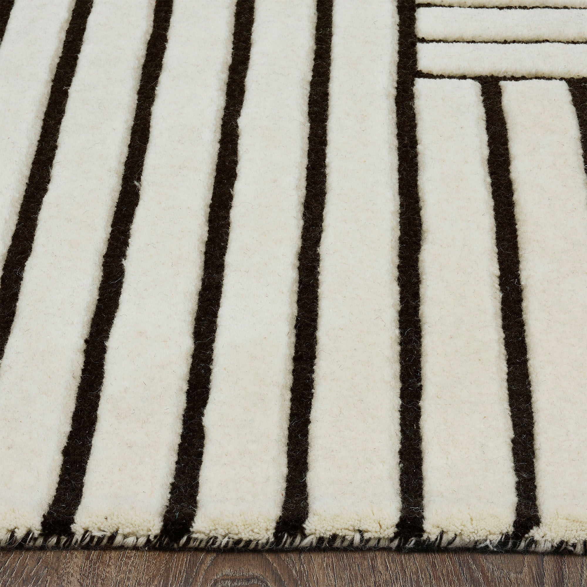 Arctica* - stylish rug with modern patterns for a chic home decor | Image 3 | InSTYLE Home & Rugs