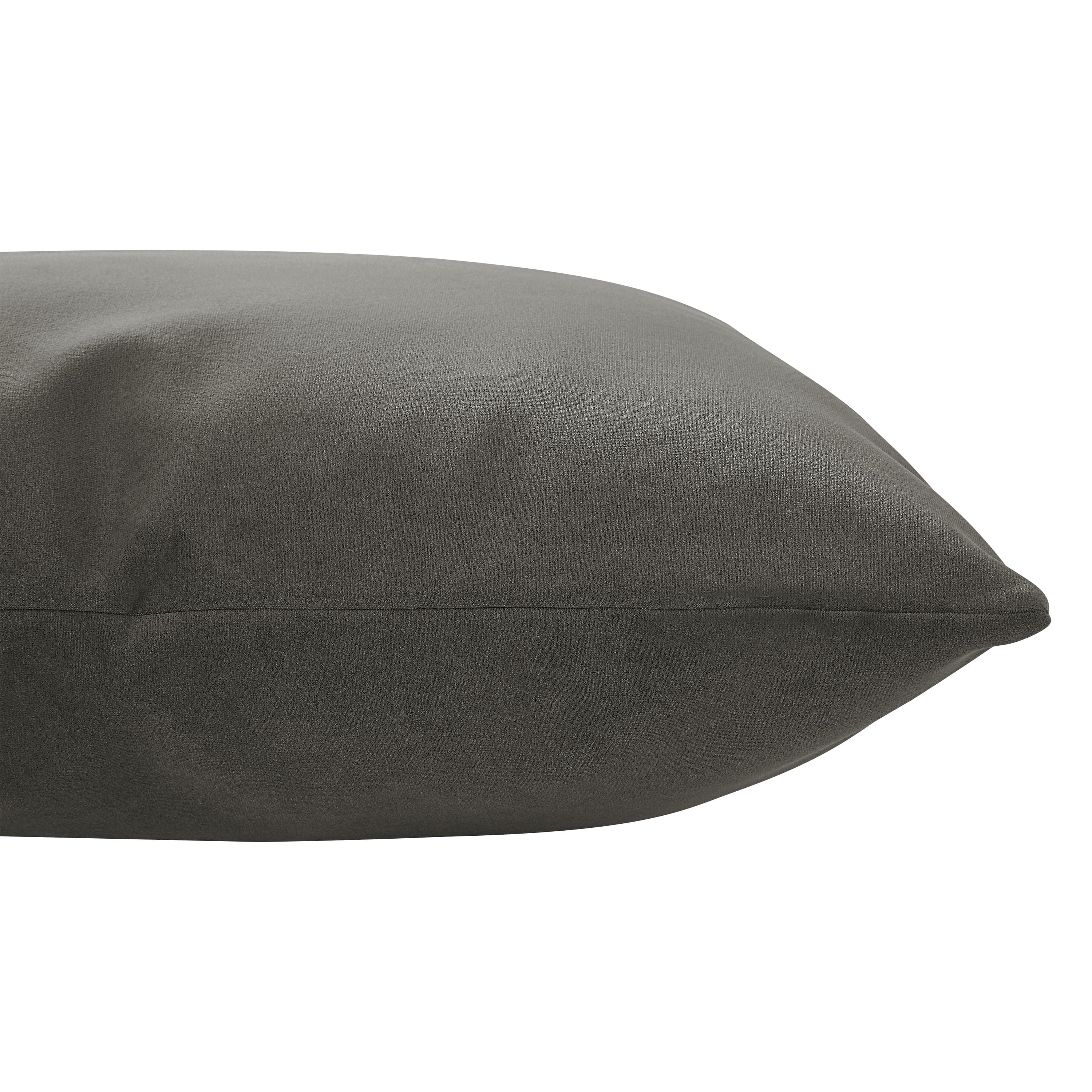 Antwerp - premium pillow for luxurious comfort and restful sleep | Image 3 | InSTYLE Home & Rugs