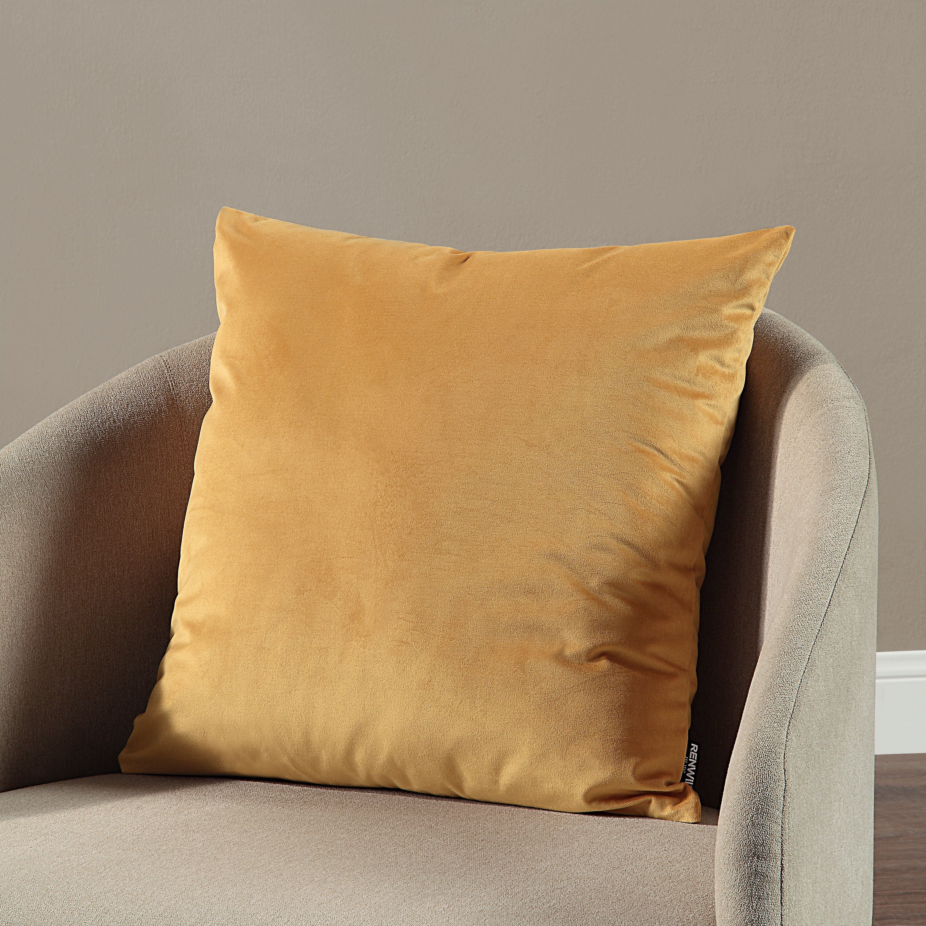 Jonquil - soft pillow perfect for lounging and relaxation | Image 4 | InSTYLE Home & Rugs