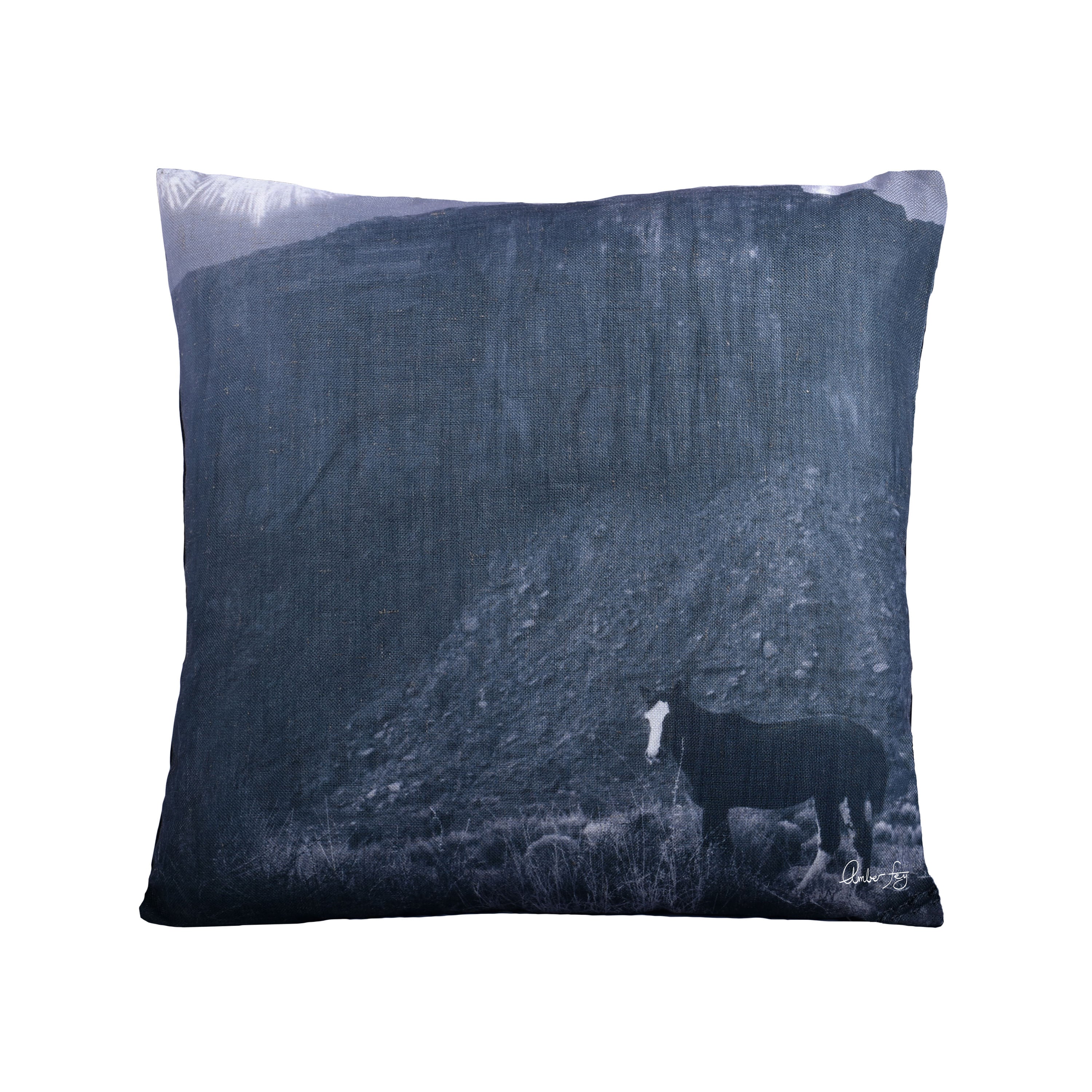 Ellen - premium pillow for luxurious comfort and restful sleep | Image 1 | InSTYLE Home & Rugs