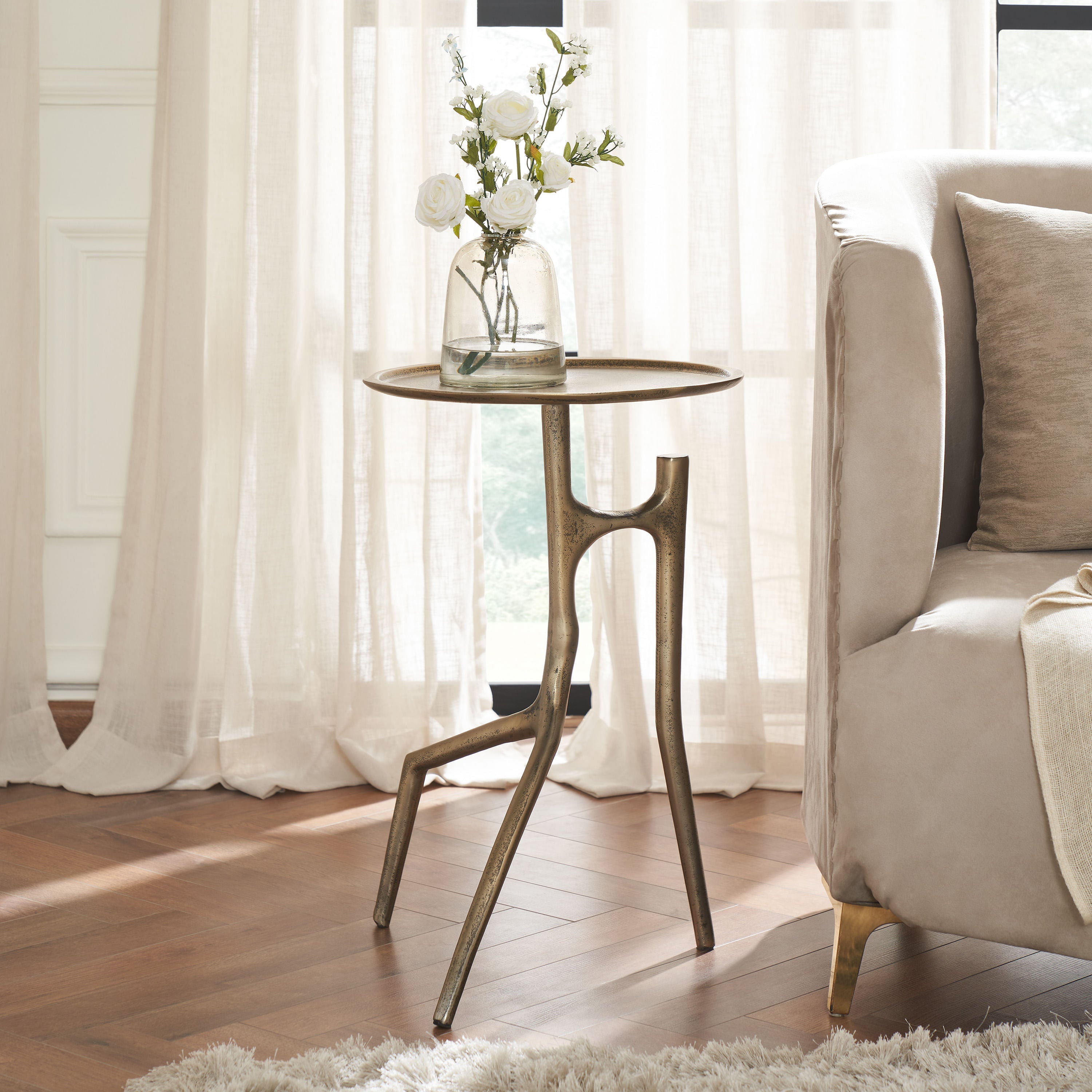 Tosca* - functional accent table with unique design for any room | Image 6 | InSTYLE Home & Rugs