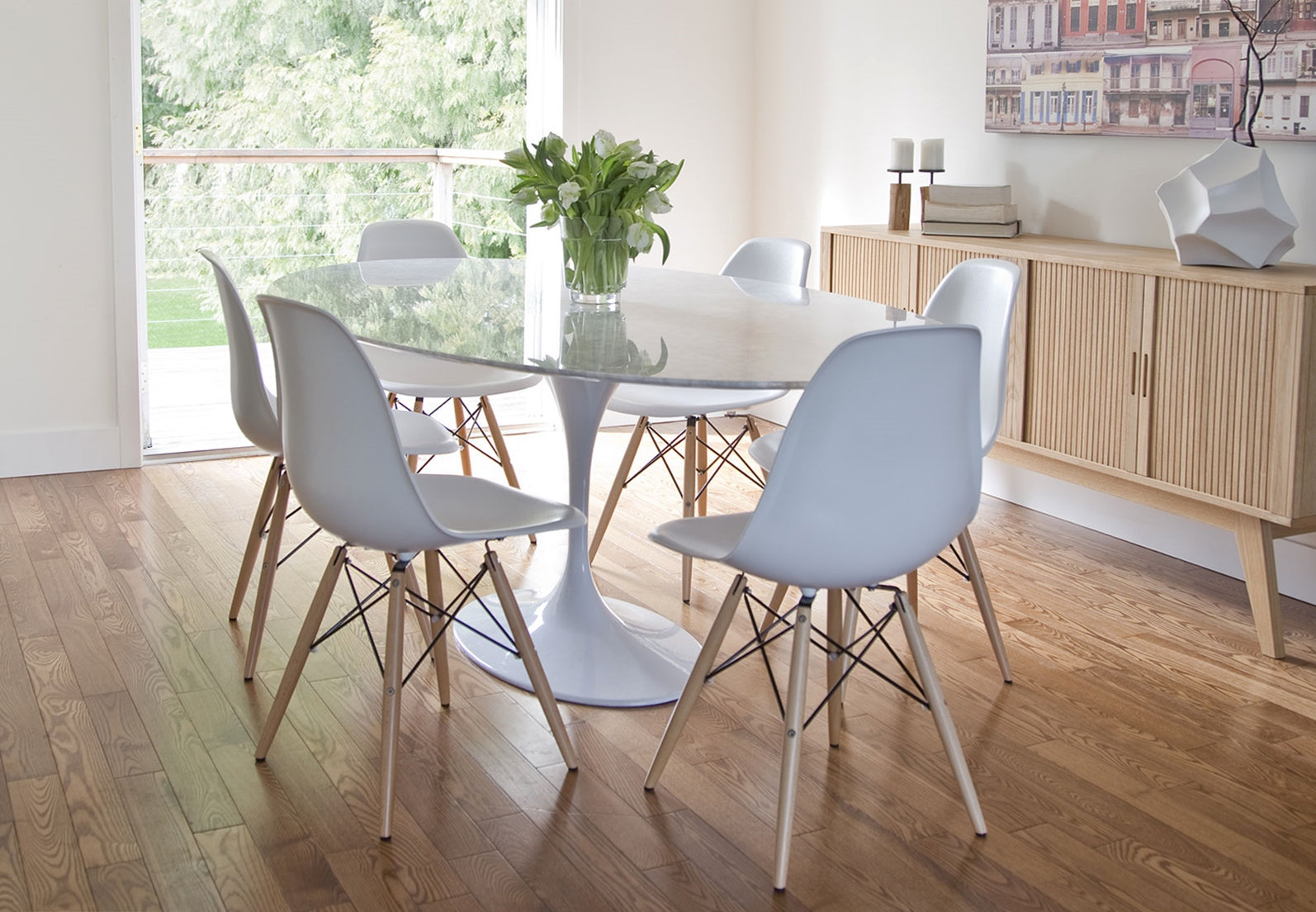 Tulip marble oval-flute-dining-table